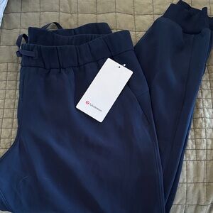 Women’s Lululemon Joggers